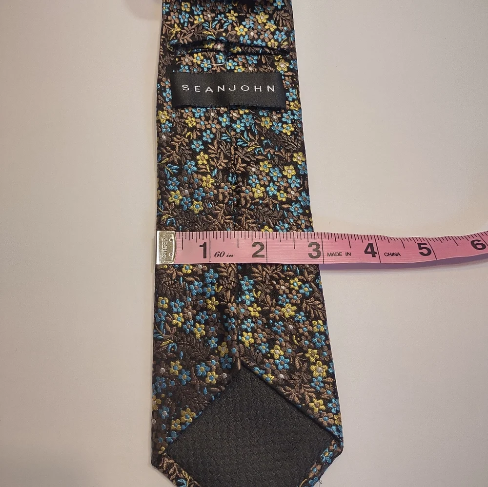 Sean John Floral Patterned Silk Tie in Blue and Brown